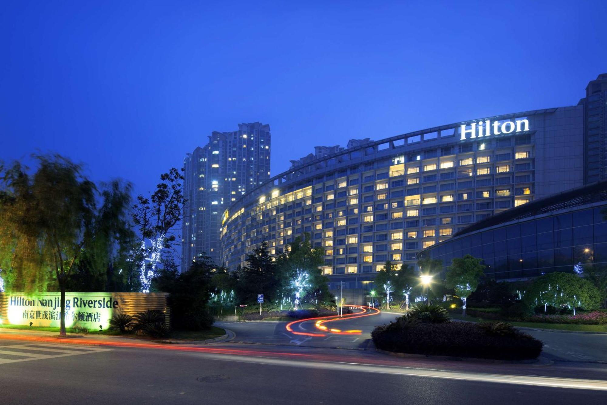 Hilton Nanjing Riverside Exterior foto